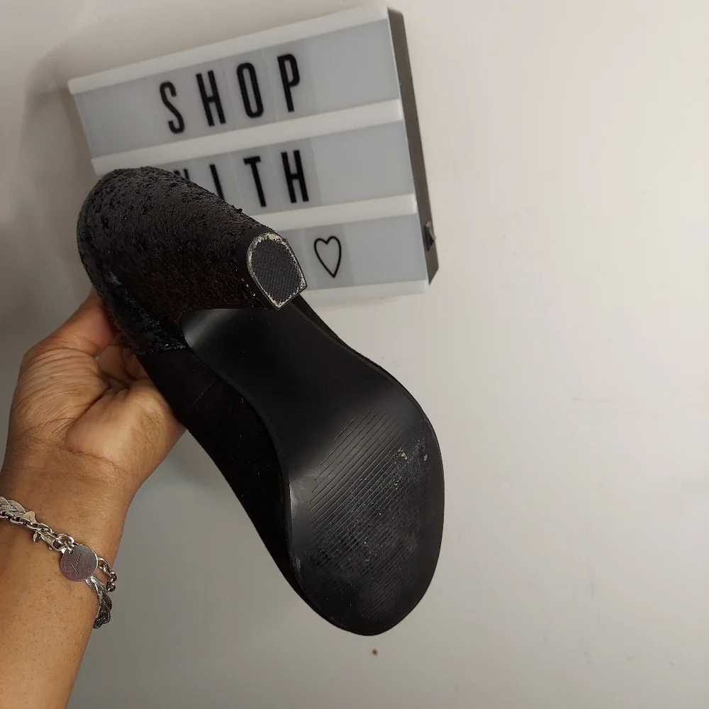 Black sequin heels - Picture 5 of 10